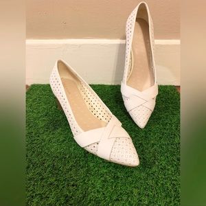 Cole Haan Chunk Heel Pumps White Sz 11